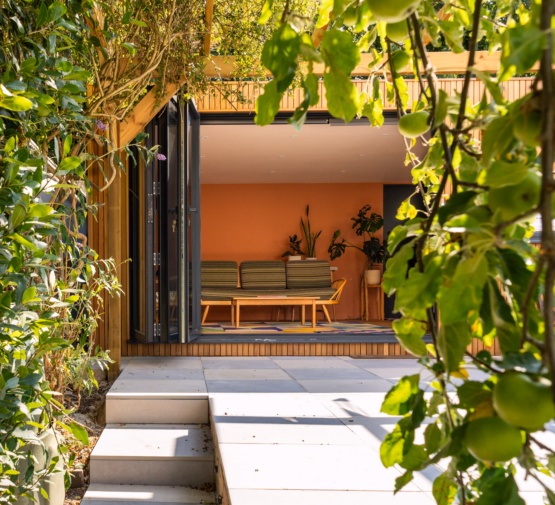 Garden office north london 8