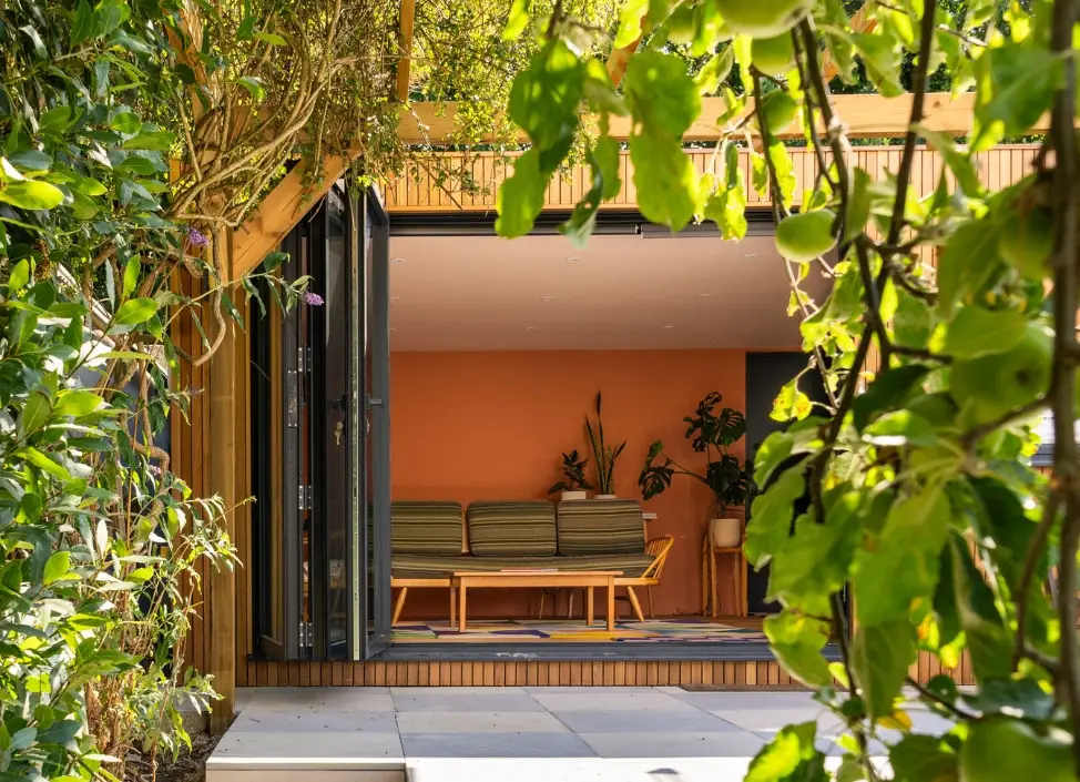 garden-room-with-red-cedar-cladding-